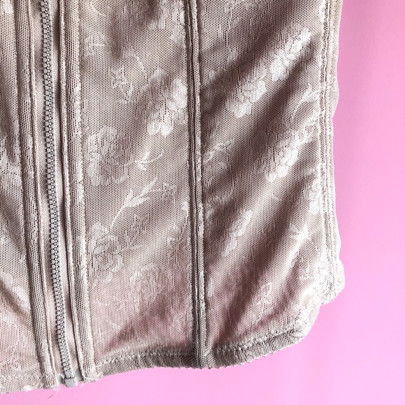 Nude Lace Waist Trainer Corset - Picture 3 of 6